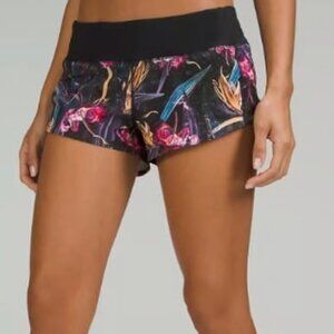 Lululemon Speed Up Low-Rise Lined Short 2.5", Size 4 Great Condition